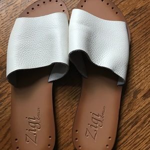 Zigi Artisan Laylee Flat Sandal